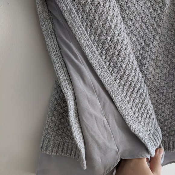 Loft Outlet Gray Mixed Media Sweater Size SP - Picture 4 of 9